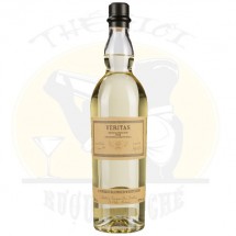 Rượu Rum Veritas